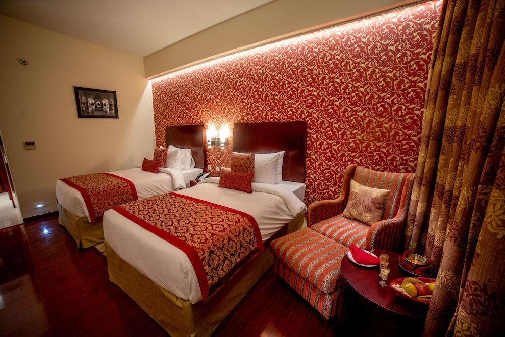 Ramada By Wyndham Jaipur Jaisinghpura Hotell Eksteriør bilde