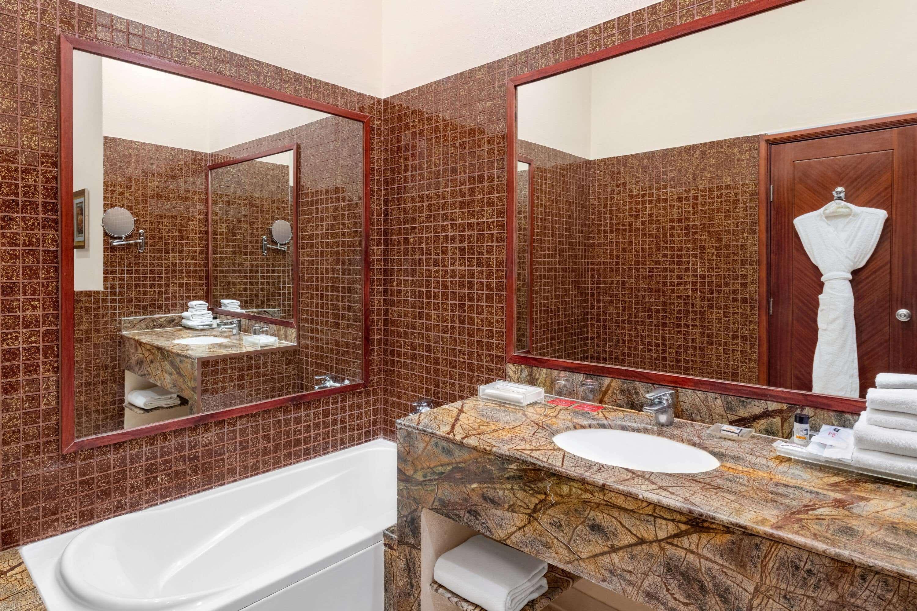 Ramada By Wyndham Jaipur Jaisinghpura Hotell Eksteriør bilde