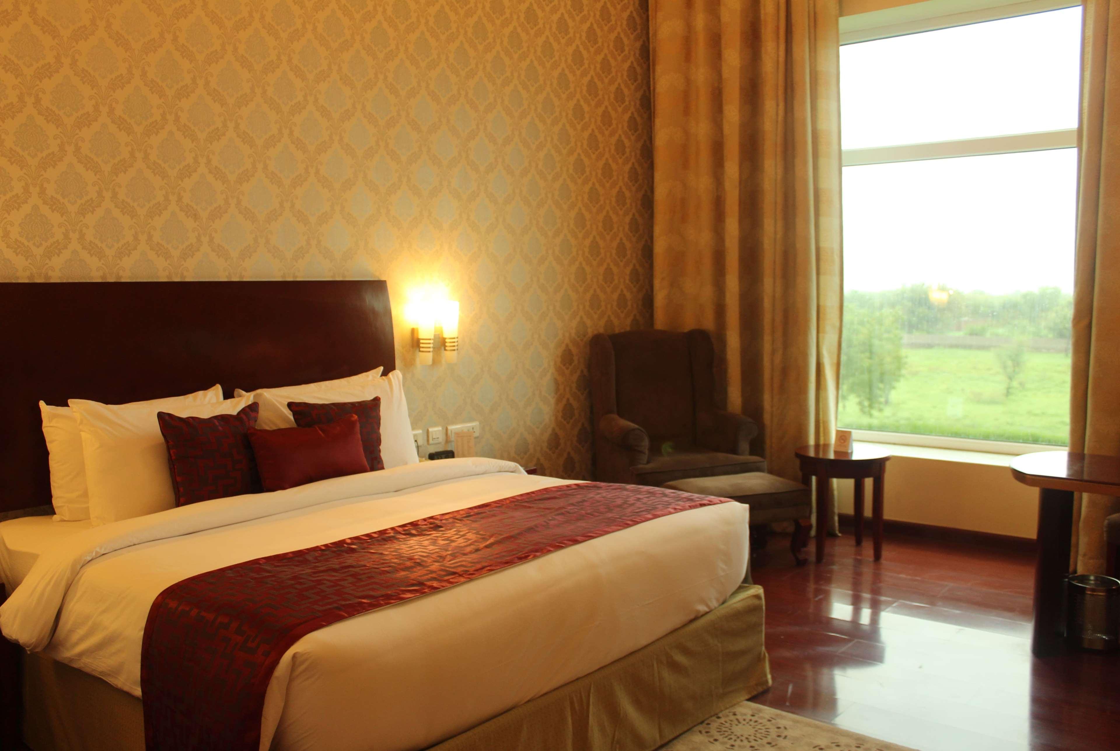 Ramada By Wyndham Jaipur Jaisinghpura Hotell Eksteriør bilde